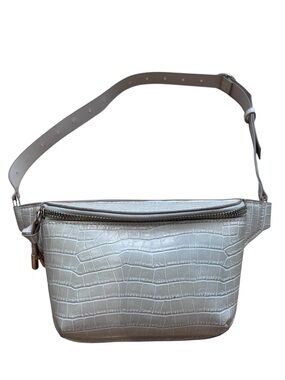 H&M Cream Croc Embossed Belt Bag Faux Leather Waist Pack Fanny Pack Neutral Tone